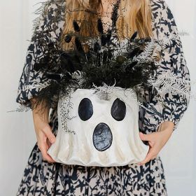 1Pc Resin Ghost Bucket Vase, Cute Virus Ghost Bucket, Christmas Festival Home & Kitchen Decor (size: small)